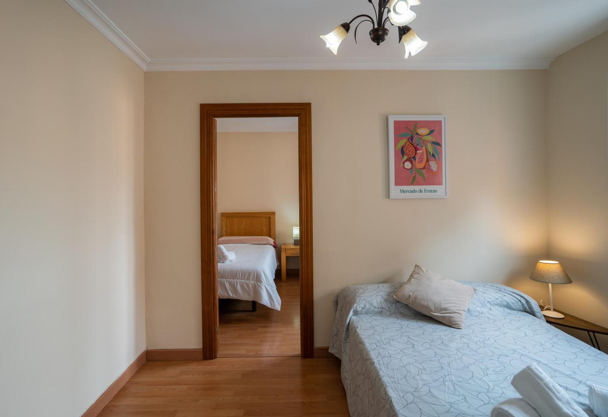 Cuarteles By Dossan Apartment Malaga Exterior photo